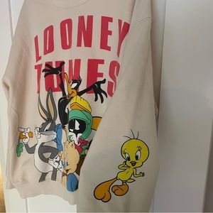 Looney Tunes Pullover